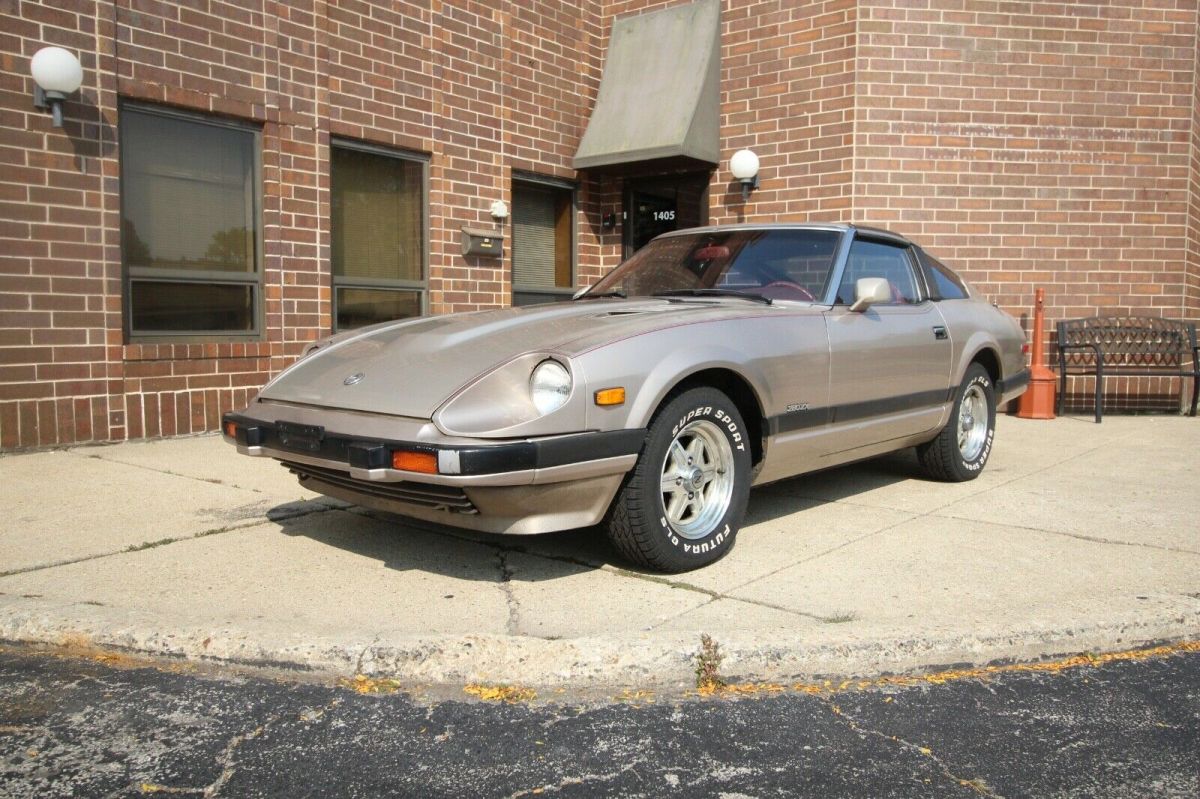 1983 Datsun Z-Series - 5spd - Cali Car