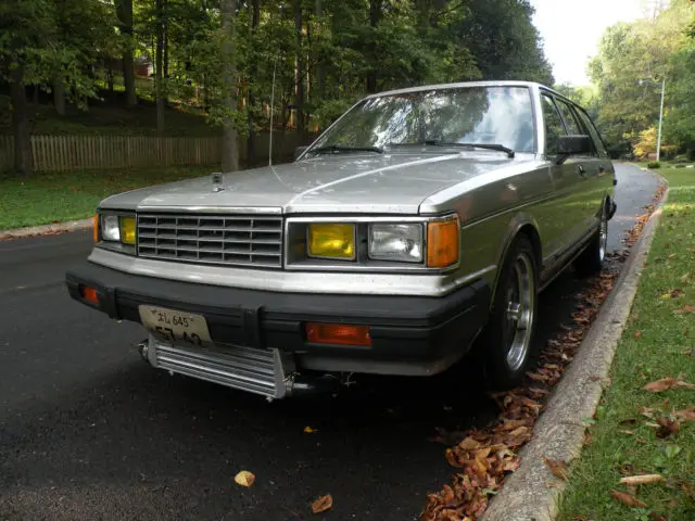 1983 Datsun 810 Maxima (Nissan - Bluebird - 910 - Skyline)