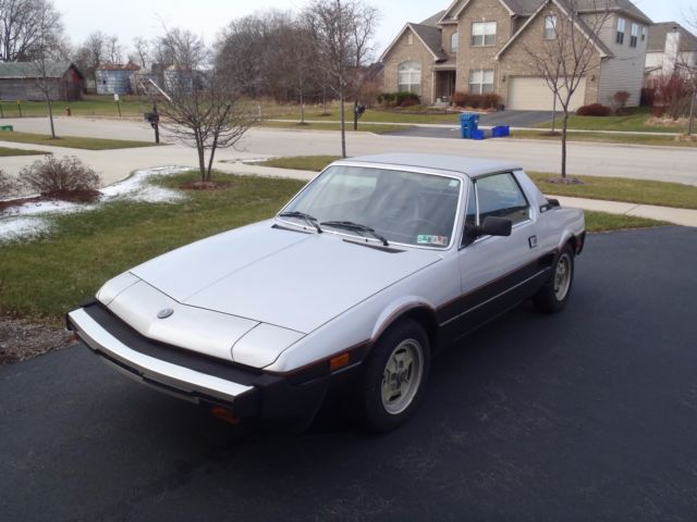 1983 Fiat X-1/9 Targa Top