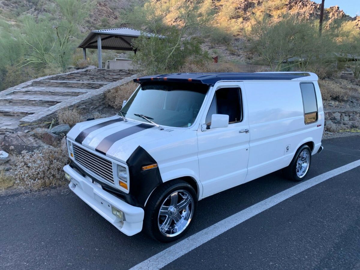 1983 Ford E-Series Van