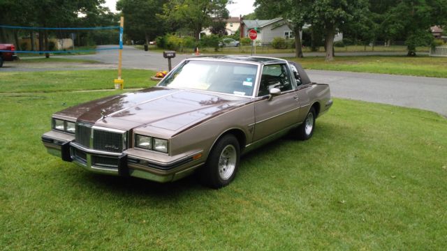 1983 Pontiac Grand Prix