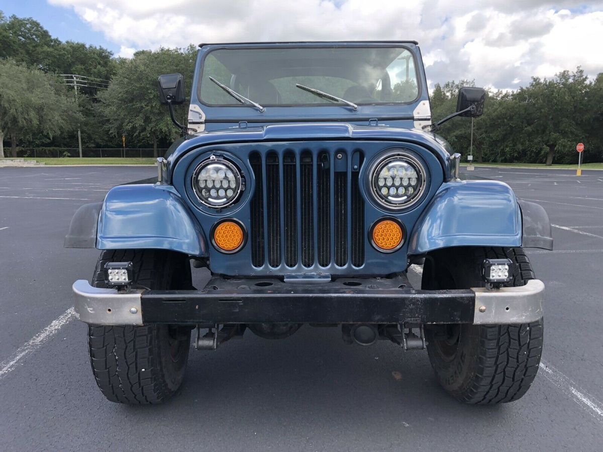 1983 Jeep Scrambler CJ8