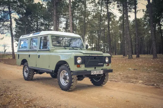 1983 Land Rover Santana 109 (Defender 110) NEW rebuilt V8 VIN ...