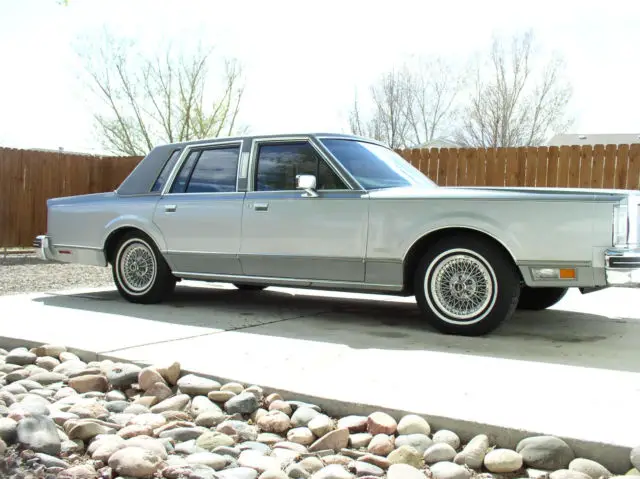 1983 Lincoln Town Car