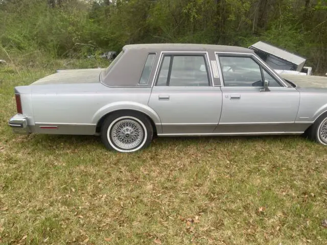 1983 Lincoln Town Car Cartier