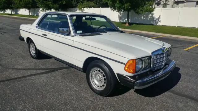 1983 Mercedes-Benz 300-Series CD