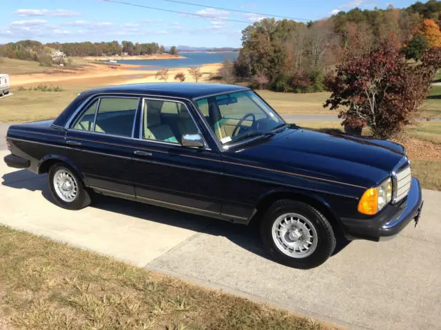 1983 Mercedes-Benz 300-Series 300D Turbo Diesel