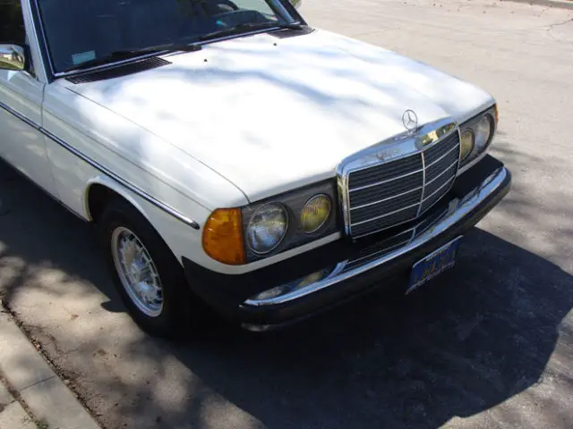 1983 Mercedes-Benz 300-Series 300TD Wagon