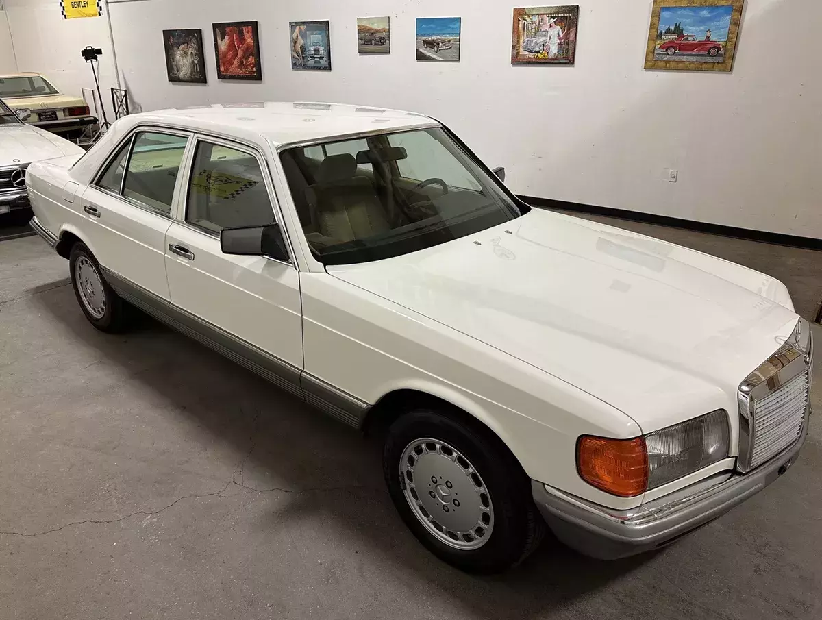 1983 Mercedes-Benz 500-Series 500SE W126 EUROPEAN Model