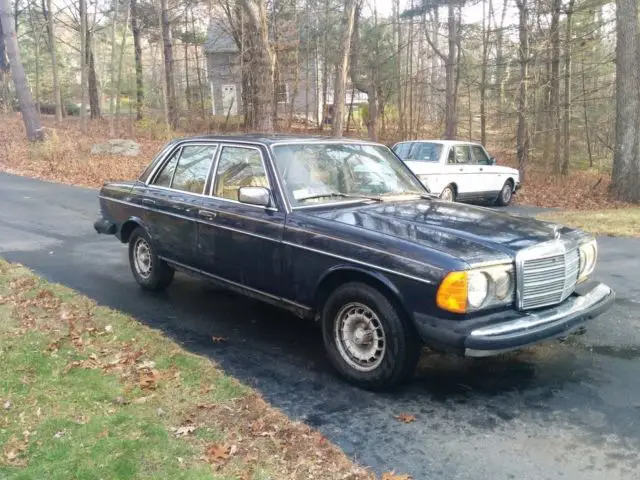 1983 Mercedes-Benz 300-Series