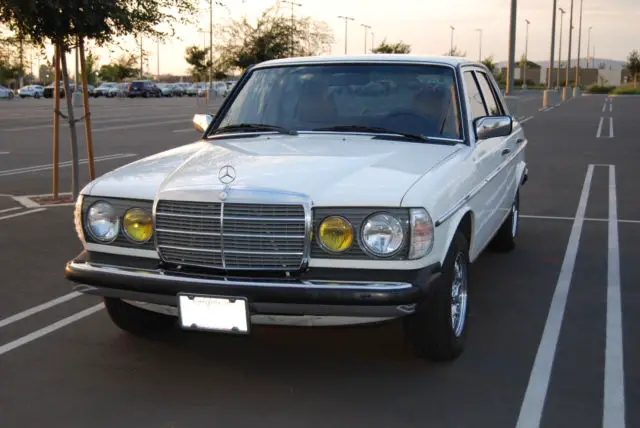 1983 Mercedes-Benz 300-Series 300D