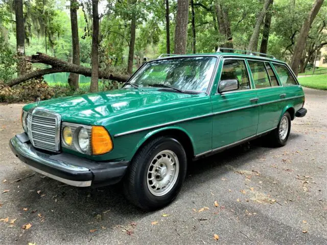 1983 Mercedes-Benz 300-Series