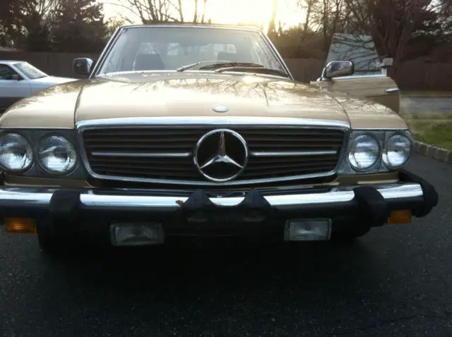 1983 Mercedes-Benz 300-Series convertible