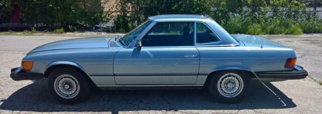 1983 Mercedes-Benz SL-Class CONVERTIBLE