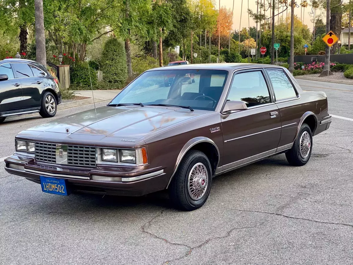 1983 Oldsmobile Cutlass Brougham