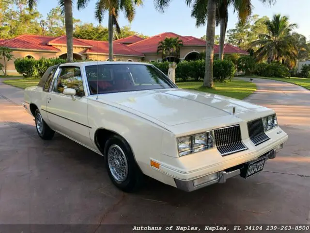 1983 Oldsmobile Cutlass Supreme