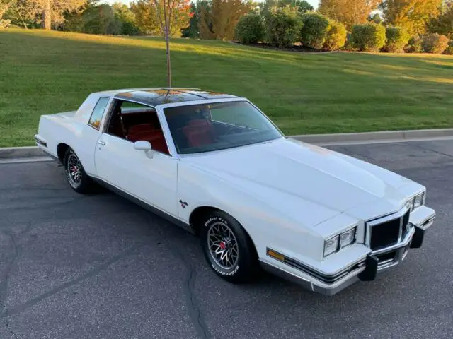 1983 Pontiac Grand Prix LJ