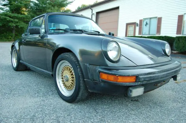 1983 Porsche 911 Targa 63,000 miles. Clean Car fax. Project