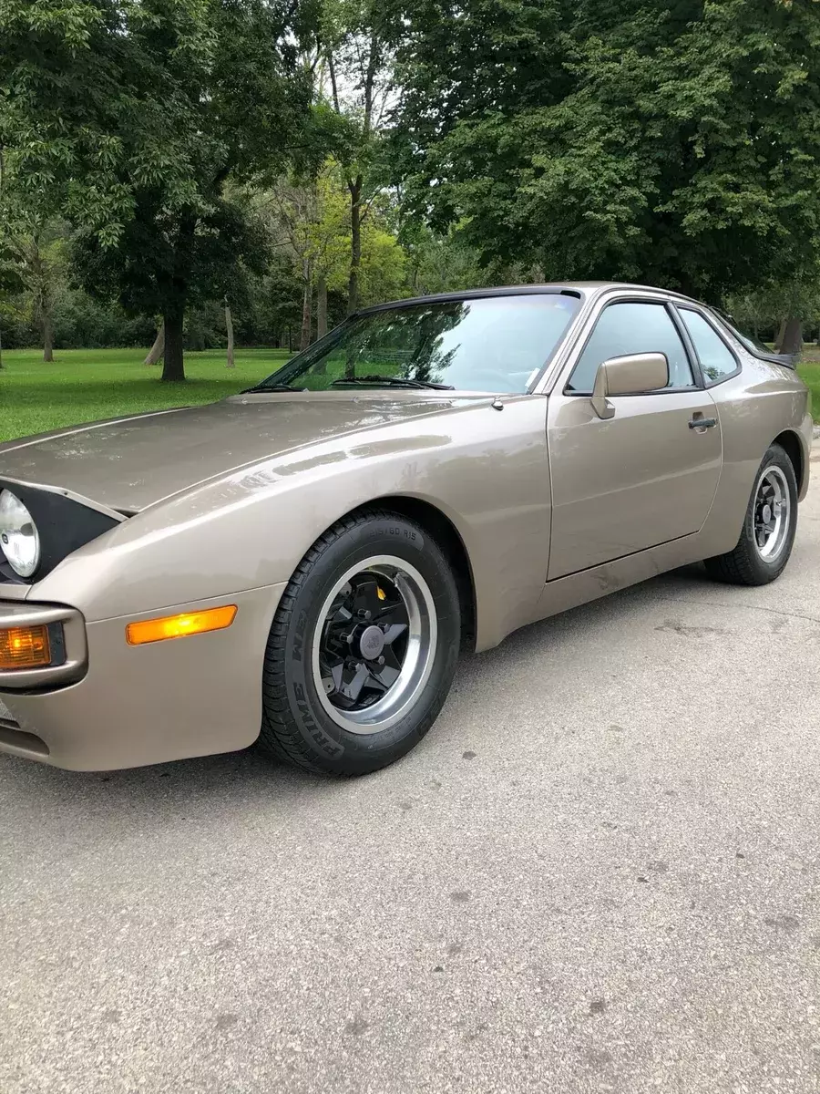 1983 Porsche 944