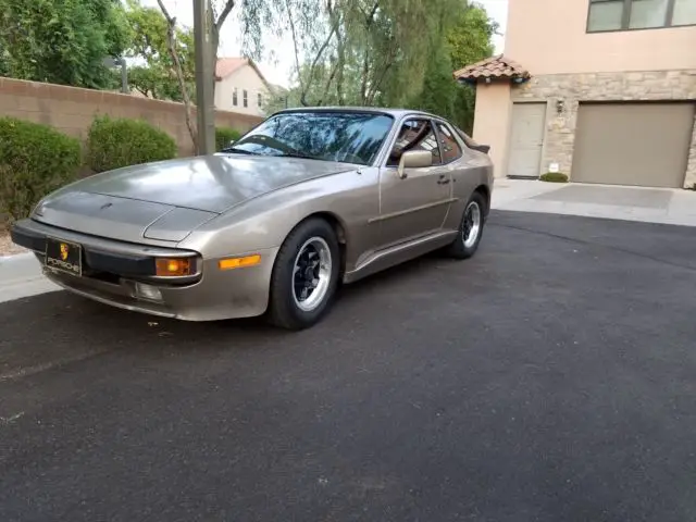 1983 Porsche 944