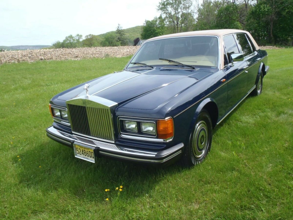1983 Rolls-Royce Silver Spirit/Spur/Dawn BLUE AND TAN LEATHER