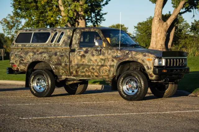 1983 Toyota Hilux Chrome