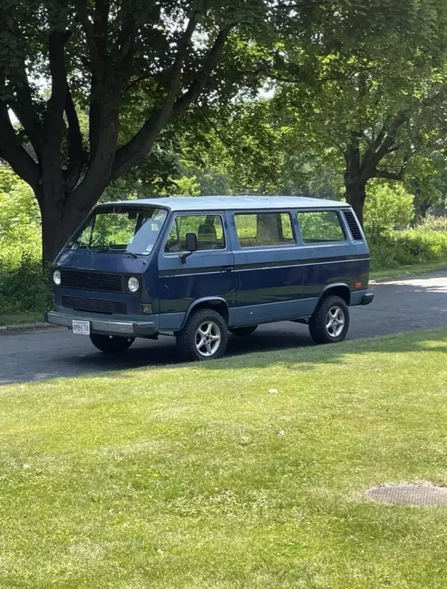 1983 Volkswagen Vanagon BUS