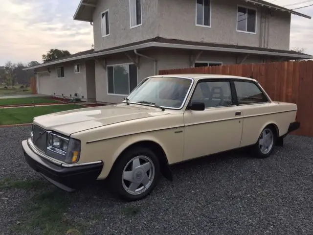 1983 Volvo 240 DL