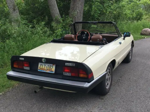 1984 Alfa Romeo Spider veloce