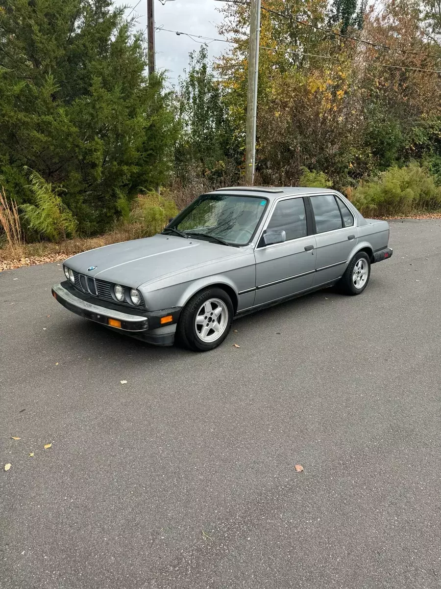 1984 BMW 3-Series E