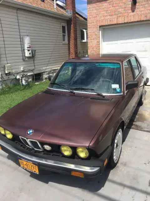 1984 BMW 5-Series