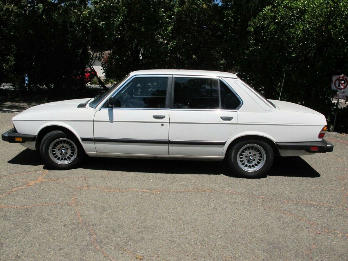 1984 BMW 5-Series I AUTOMATIC