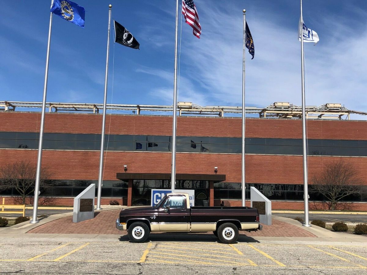 1984 Chevrolet C/K Pickup 2500 Silverado