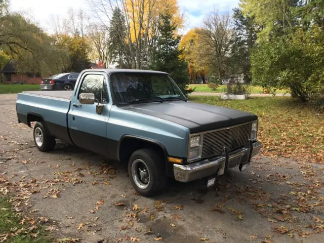 1984 Chevrolet C-10 Long Bed