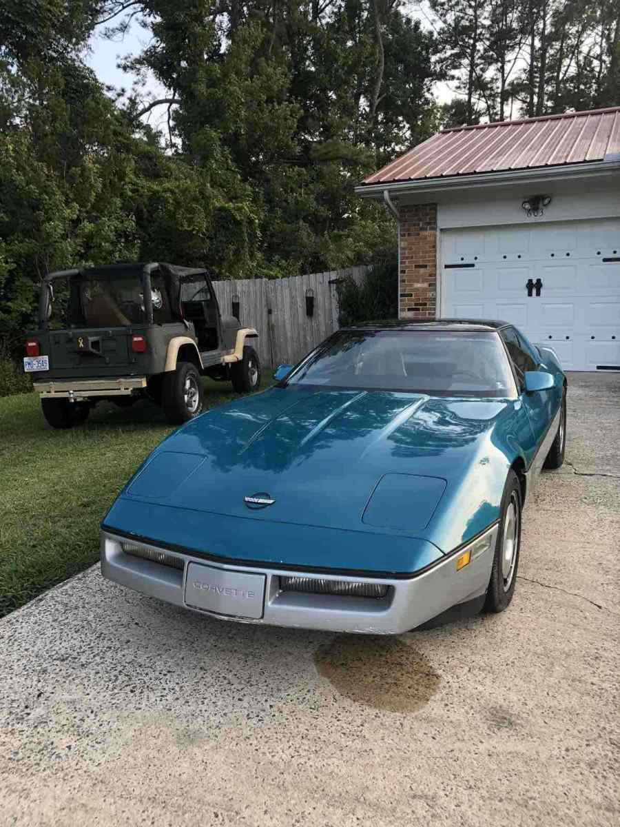 1984 Chevrolet Corvette base