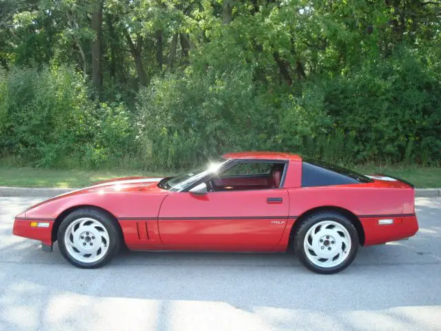 1984 Chevrolet Corvette 2 Door