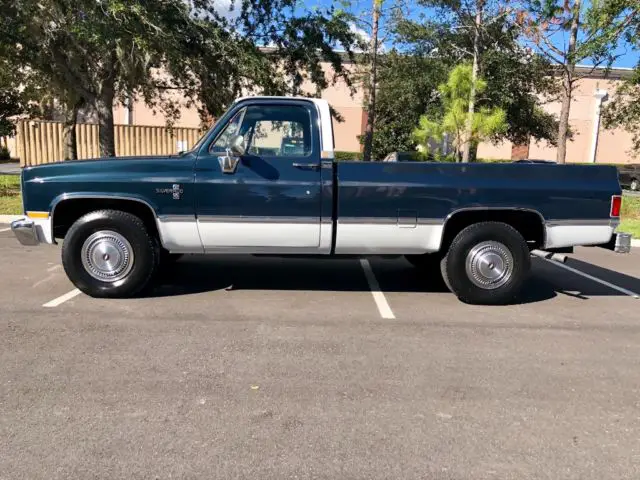 1984 Chevrolet Silverado C20 Camper Special