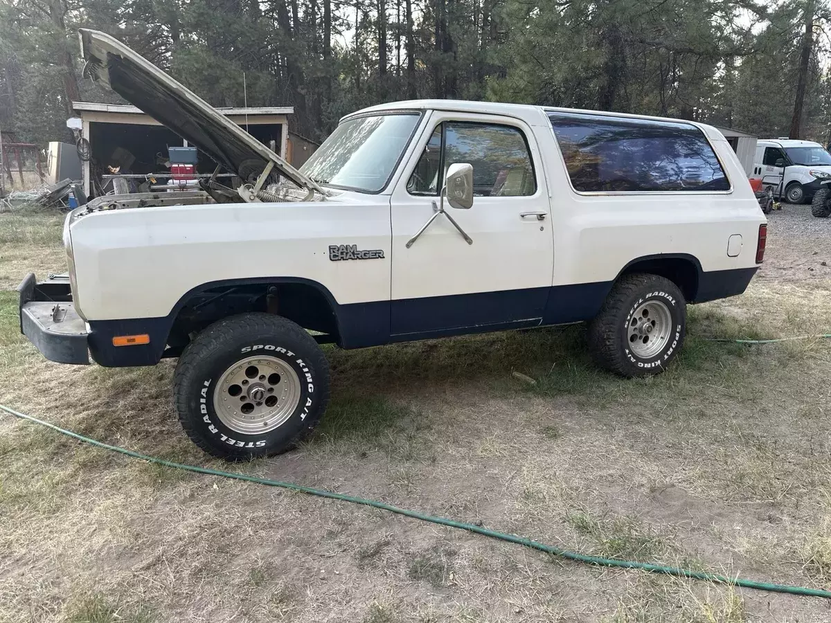 1984 Dodge Ramcharger AW-100