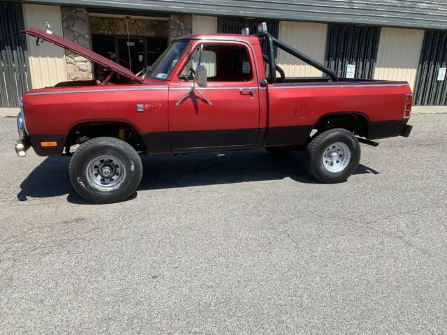 1984 Dodge W150 Royal Se