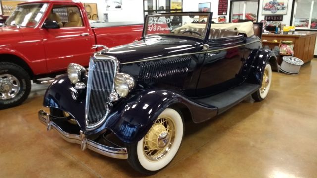 1934 Ford Model A Cabriolet