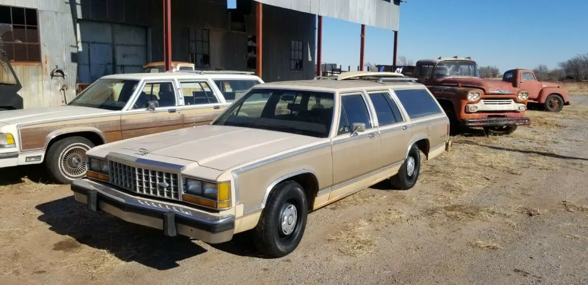 1984 Ford Country Squire