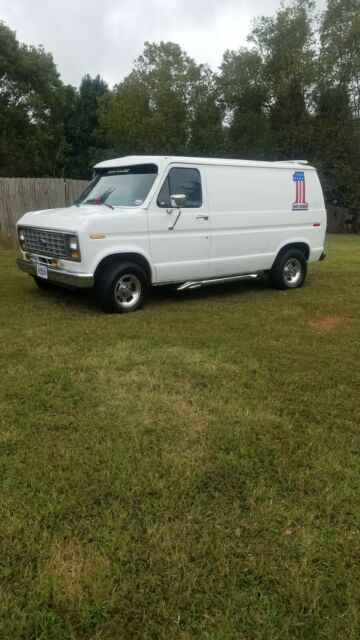 1984 Ford E-Series Van Cargo