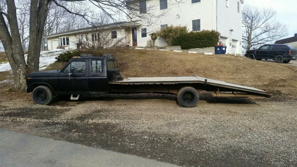 1984 Ford F-250 ramptruck