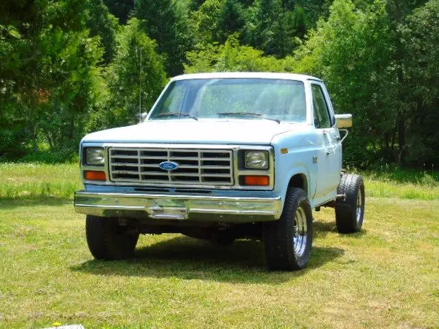 1984 Ford F-250 2 door standard cab