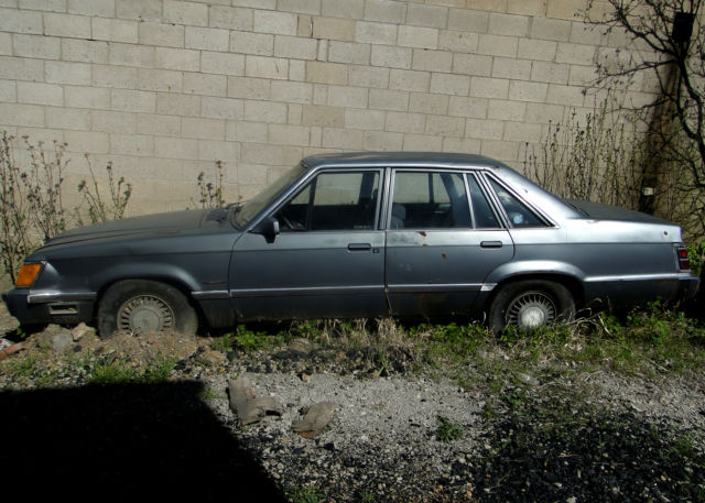 19840000 Ford LTD LX