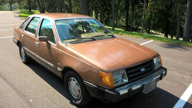 1984 Ford Tempo