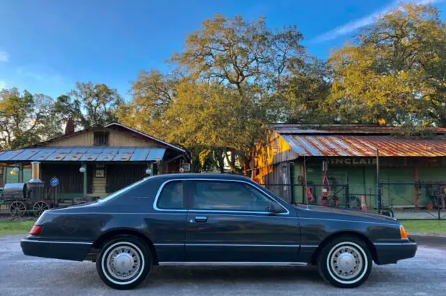 1984 Ford Thunderbird elan