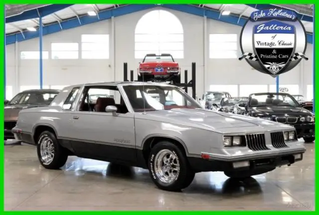 1984 Oldsmobile Cutlass Hurst 442