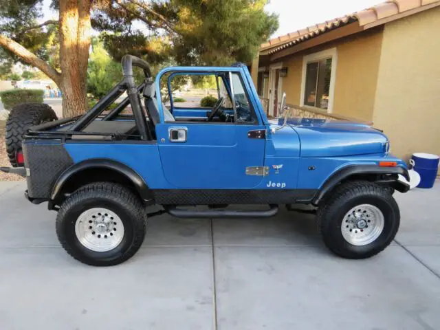 1984 Jeep CJ CJ7   VERY NICE CJ -  V8  - 4 Speed Auto Trans