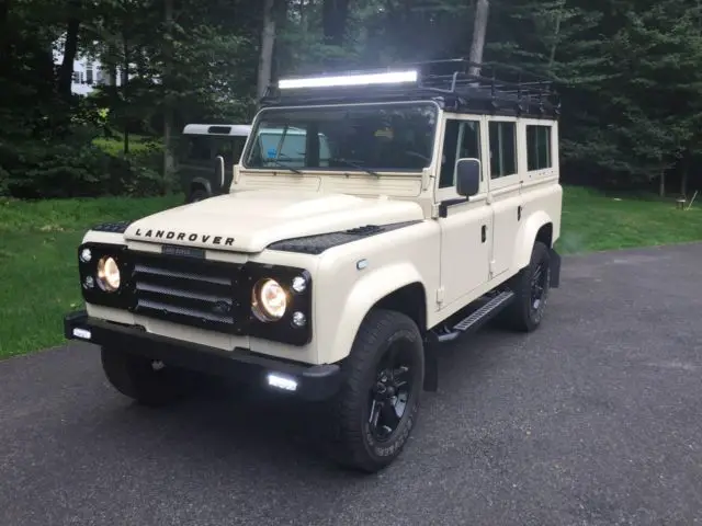 1984 Land Rover Defender